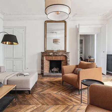 Flat 4Br Hotel De Ville شقة باريس